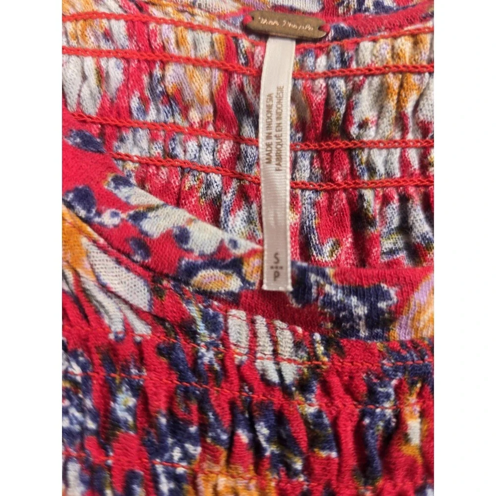 Free People Top Womens Small Red Floral Smocked Puff Sleeve Crop Blouse Boho